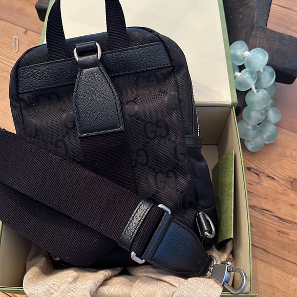 *New* with Tags Gucci Crossbody/Sling Bag - Picture 4 of 7